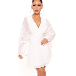 White Mini dress size M fashion nova new never used